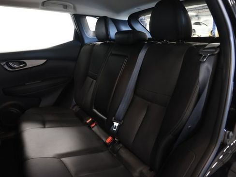 Used 2018 Nissan Rogue Sport SL w/ SL Premium Package AWD/4WD image 31