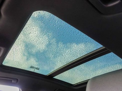 Used 2021 Audi Q3 2.0T Premium image 23