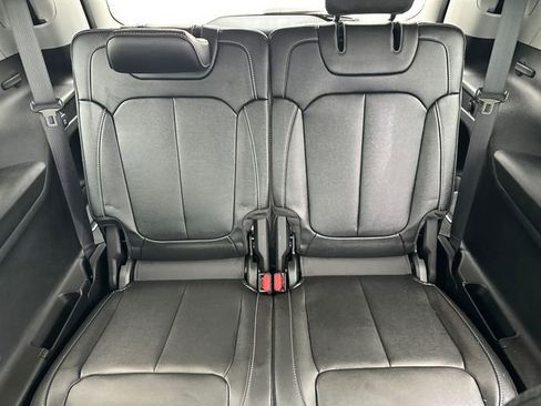 Used 2023 Jeep Grand Cherokee L Limited image 20