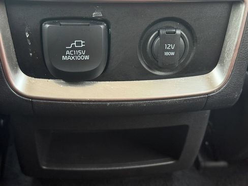 Used 2024 Kia Carnival SX FWD image 27