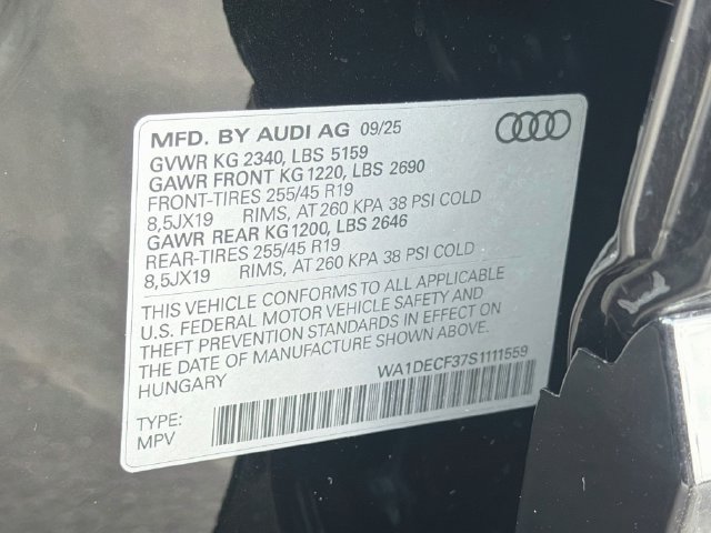 Used 2025 Audi Q3 2.0T Premium w/ Convenience Plus Package AWD/4WD image 44