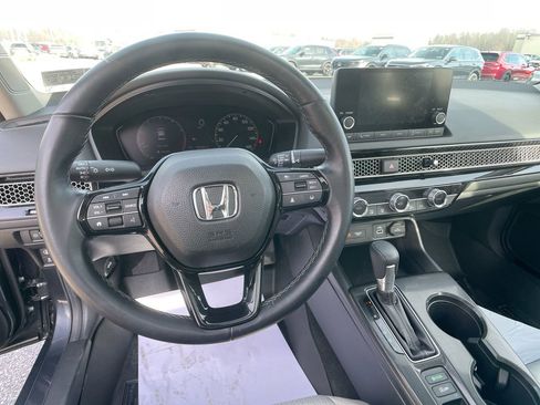 Used 2024 Honda Civic EX image 14