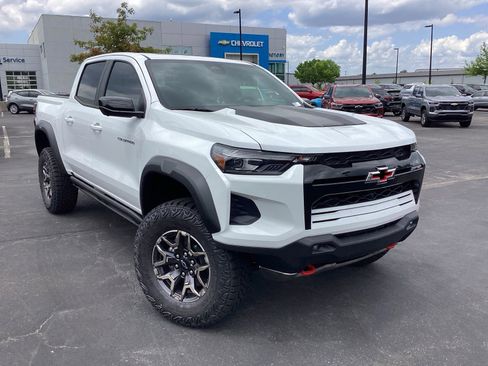 New 2026 Chevrolet Colorado ZR2 AWD/4WD image 8