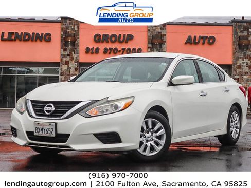 Used 2016 Nissan Altima 2.5 S w/ Power Driver Seat Package image 1