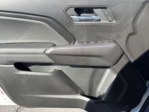 Used 2025 GMC Canyon Elevation image 22