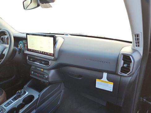 New 2025 Ford Bronco Sport Outer Banks image 24