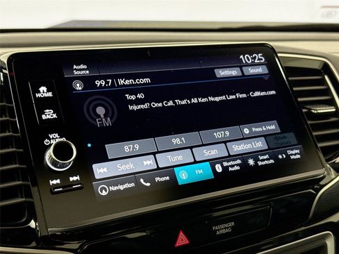 Used 2025 Honda Ridgeline Black Edition image 24