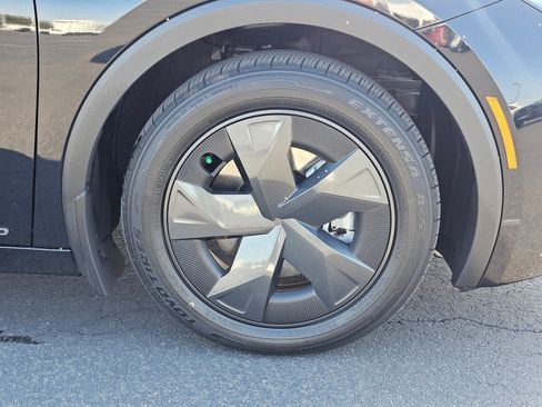 Used 2024 Toyota Prius LE image 38