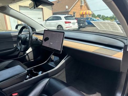 Used 2019 Tesla Model 3 Standard Range Plus RWD image 20