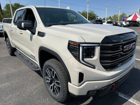 New 2026 GMC Sierra 1500 AT4 w/ AT4 Premium Package AWD/4WD image 1