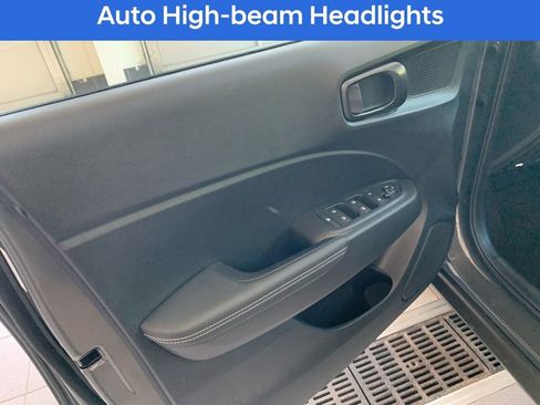 New 2026 Hyundai Venue SEL FWD image 4