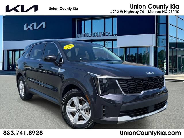 Certified 2026 Kia Sorento LX FWD image 1