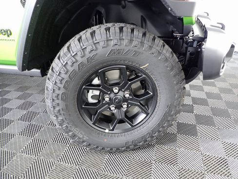 New 2025 Jeep Wrangler Willys image 32