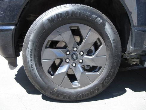 Used 2024 Ford F150 Lightning XLT AWD/4WD image 5