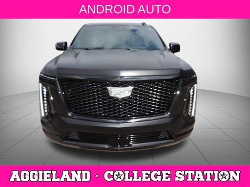 Used 2026 Cadillac Escalade Platinum Sport w/ LPO, ONYX Package AWD/4WD image 9