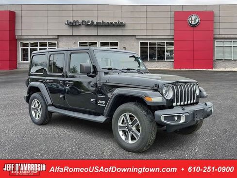Used 2018 Jeep Wrangler Unlimited Sahara w/ Cold Weather Group AWD/4WD image 1