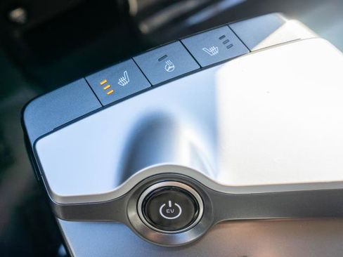 Certified 2024 Kia EV6 Light image 25