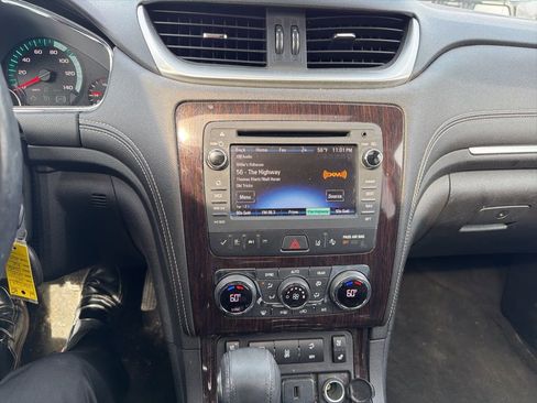 Used 2017 Chevrolet Traverse Premier image 11