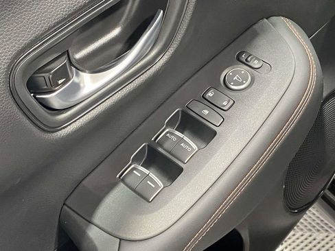 New 2026 Honda HR-V Sport image 18