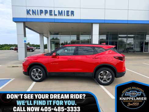 Used 2024 Chevrolet Blazer LT FWD image 1