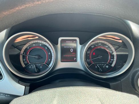 Used 2013 Dodge Journey SXT w/ Flexible Seating Group FWD image 11