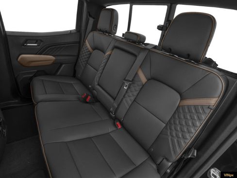 New 2026 GMC Canyon Denali image 11