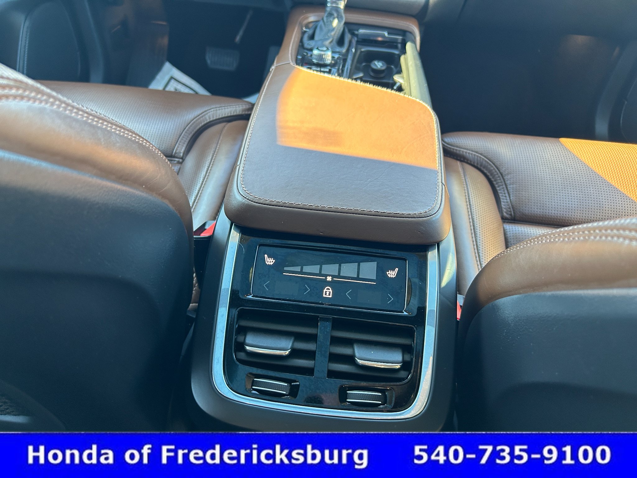 Used 2020 Volvo XC90 T6 Inscription w/ Protection Package Premier AWD/4WD image 33