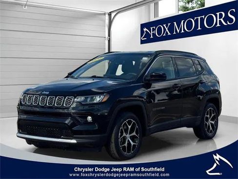 Certified 2024 Jeep Compass Limited image 1