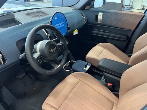 Used 2025 MINI Cooper Countryman S w/ Comfort Package Max image 14