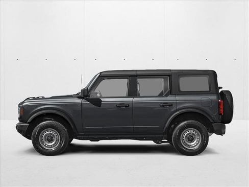 New 2026 Ford Bronco 4-Door image 3