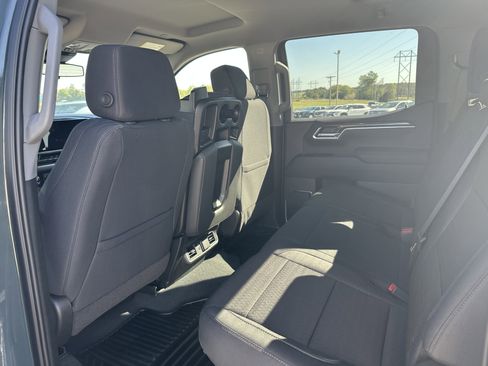 Used 2025 Chevrolet Silverado 1500 LT image 31