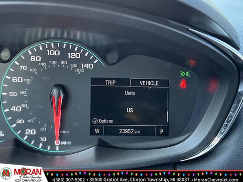 Certified 2022 Chevrolet Trax LT w/ LT Convenience Package image 18