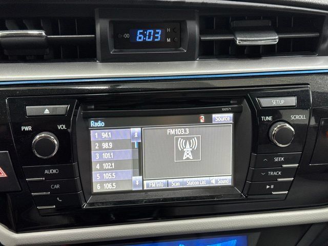 Used 2016 Toyota Corolla LE FWD image 13