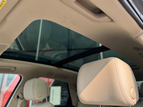 Certified 2022 Audi Q5 2.0T Premium Plus w/ Premium Plus Package image 16