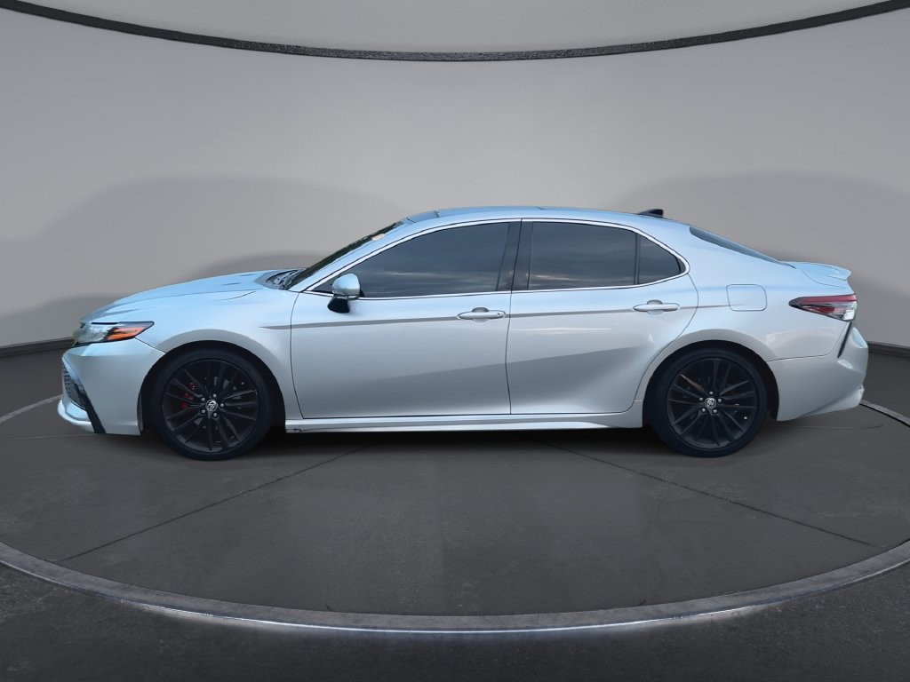 Used 2022 Toyota Camry XSE w/ Navigation Package FWD image 5