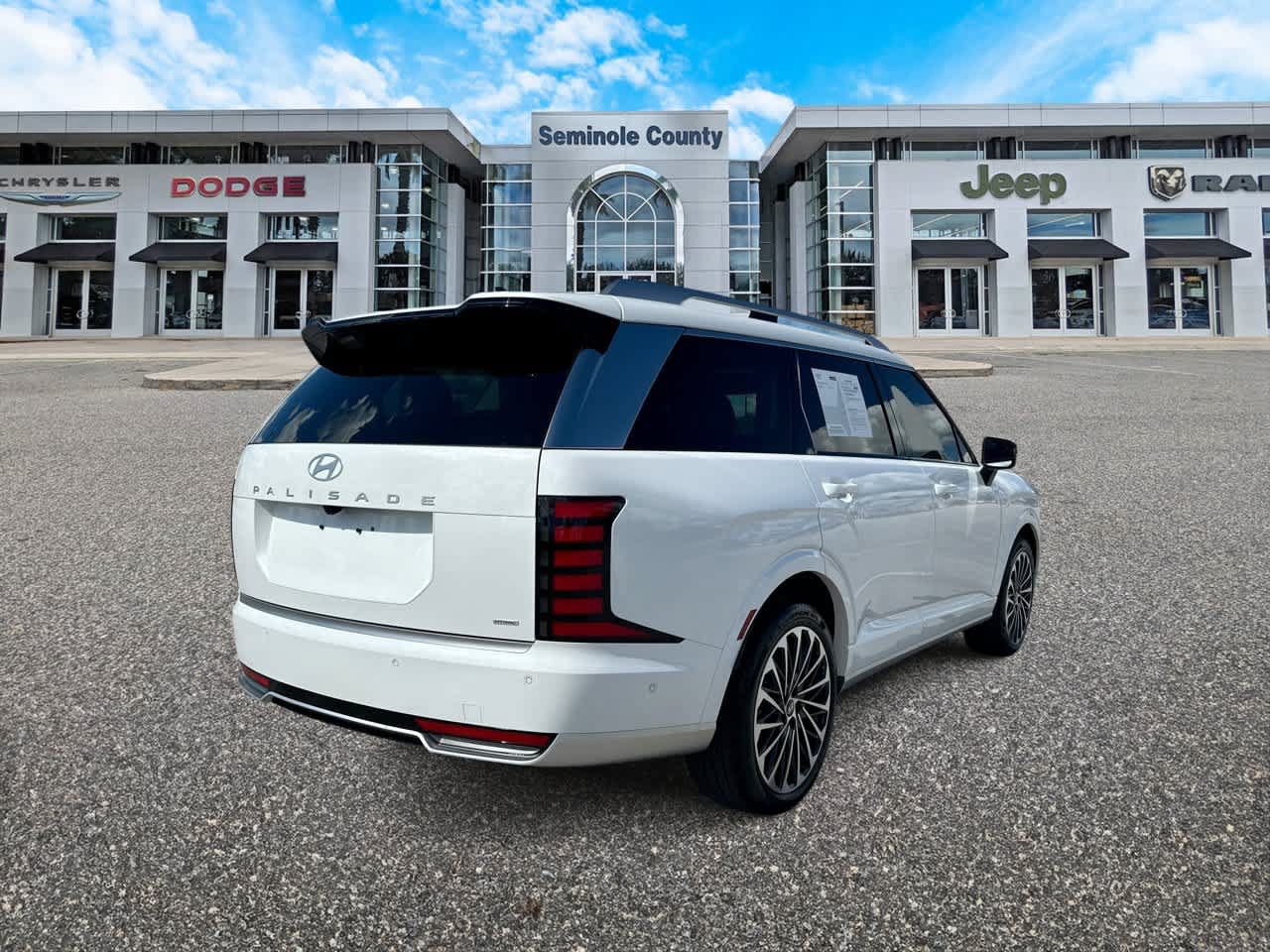 Used 2026 Hyundai Palisade Calligraphy AWD/4WD image 8