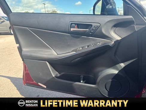 Used 2023 Lexus IS 350 F Sport image 11