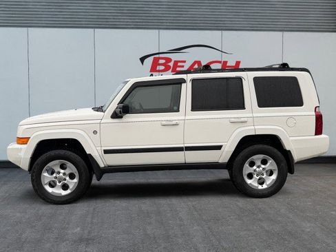 Used 2007 Jeep Commander Sport image 5