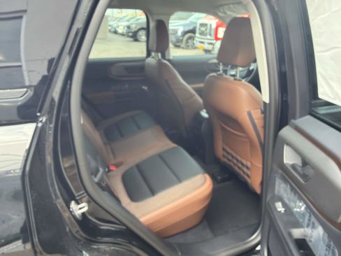 New 2025 Ford Bronco Sport Outer Banks w/ Topo Graphic Package image 19