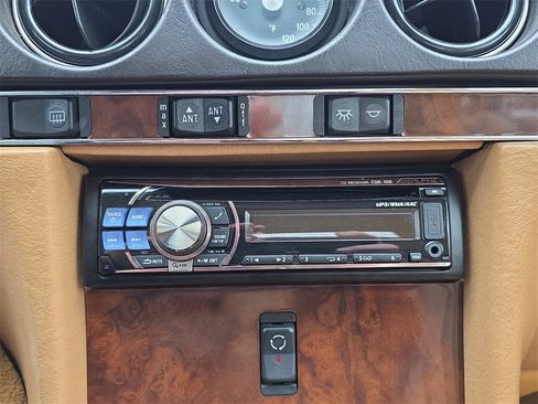 Used 1987 Mercedes-Benz 560 SL image 22