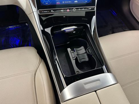 Used 2023 Mercedes-Benz C 300 4MATIC Sedan image 14