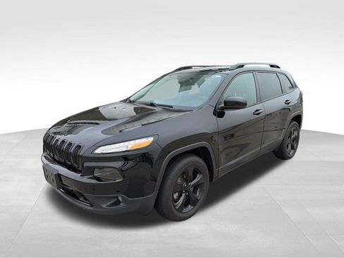 Used 2017 Jeep Cherokee High Altitude AWD/4WD image 4