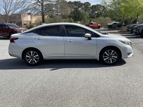 Used 2025 Nissan Versa SV w/ Trunk Package image 6