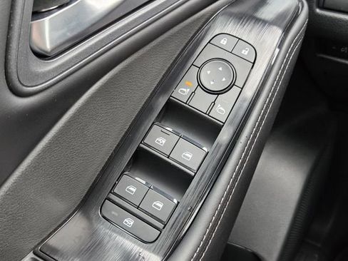 New 2026 Nissan Rogue SV AWD/4WD image 20