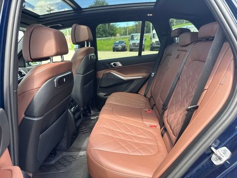 Used 2025 BMW X5 xDrive40i AWD/4WD image 11