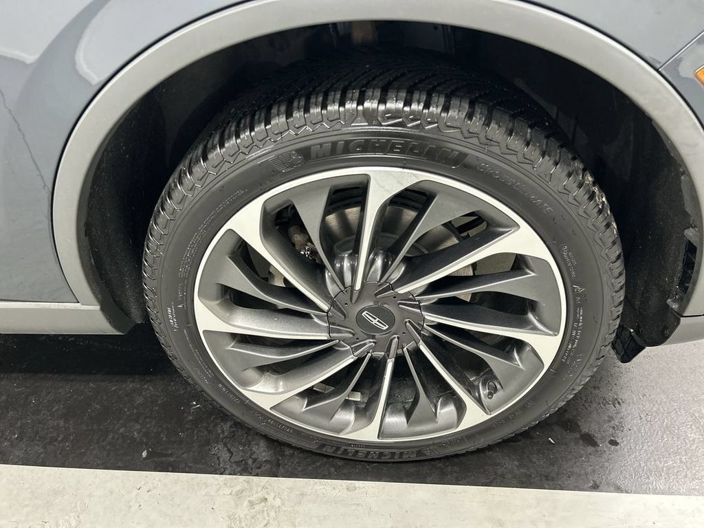 Used 2021 Lincoln Aviator Reserve w/ Equipment Group 201A AWD/4WD image 8
