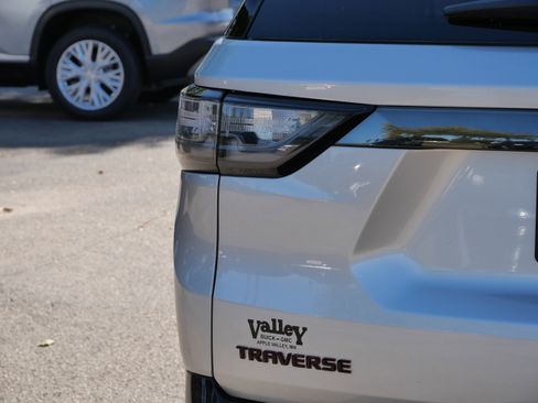 Used 2019 Chevrolet Traverse Premier w/ Redline Edition image 8