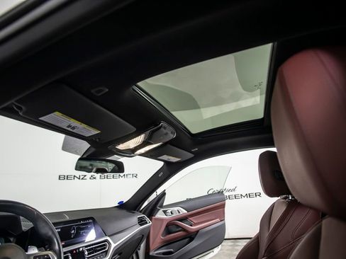 Used 2023 BMW 430i Coupe w/ M Sport Package RWD image 22