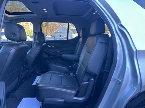 Used 2020 Chevrolet Traverse Premier w/ Redline Edition image 10