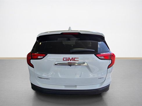 Used 2021 GMC Terrain SLE AWD/4WD image 5